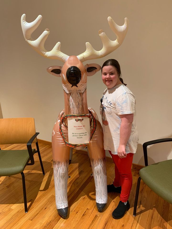 102845379770757 658739402956894